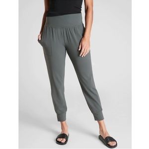 Athleta Salutation Jogger